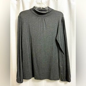*FINAL PRICE* New Directions Gray Loose T-Neck Top